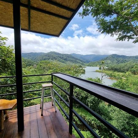 Baanhatsompaen Homestay Ranong Exteriör bild